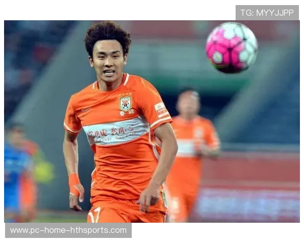 南特青训崛起新篇章：毕业生优先一线轮换引领未来