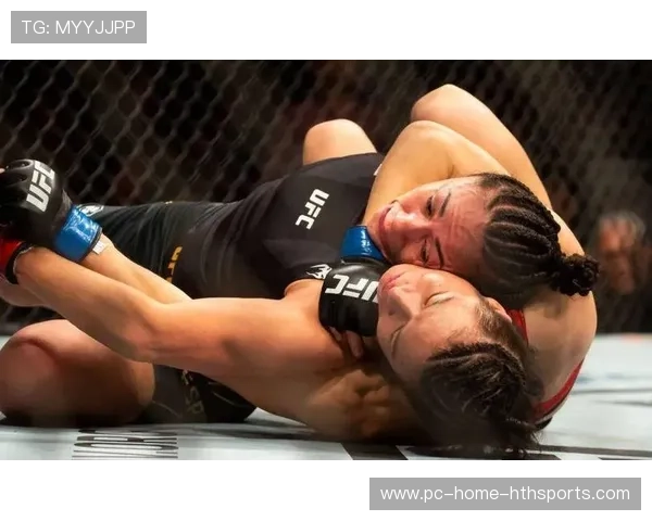 张伟丽继续作战动作衔接训练