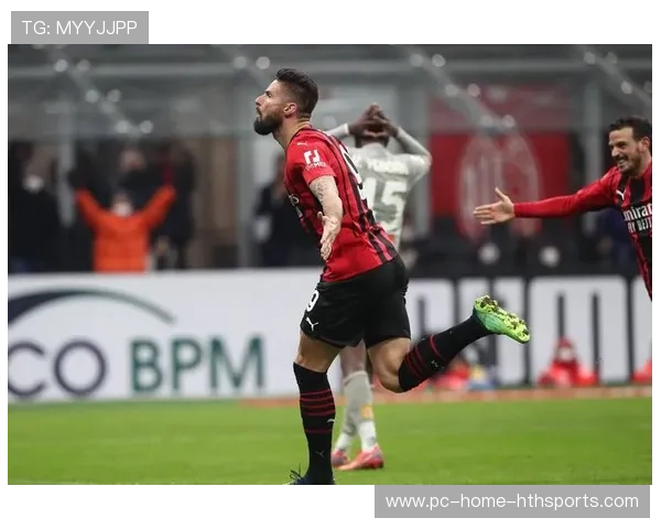 AC米兰吉鲁门前争顶完成破门